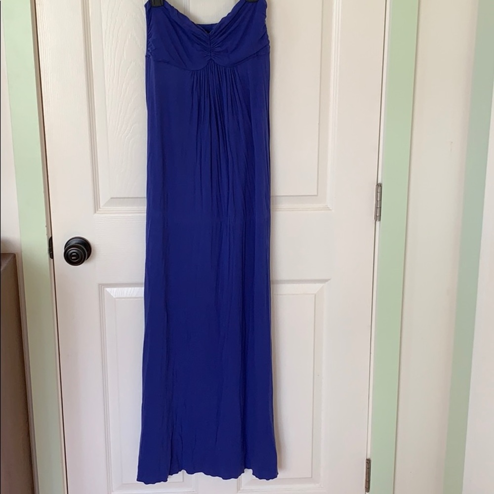 Indah dress